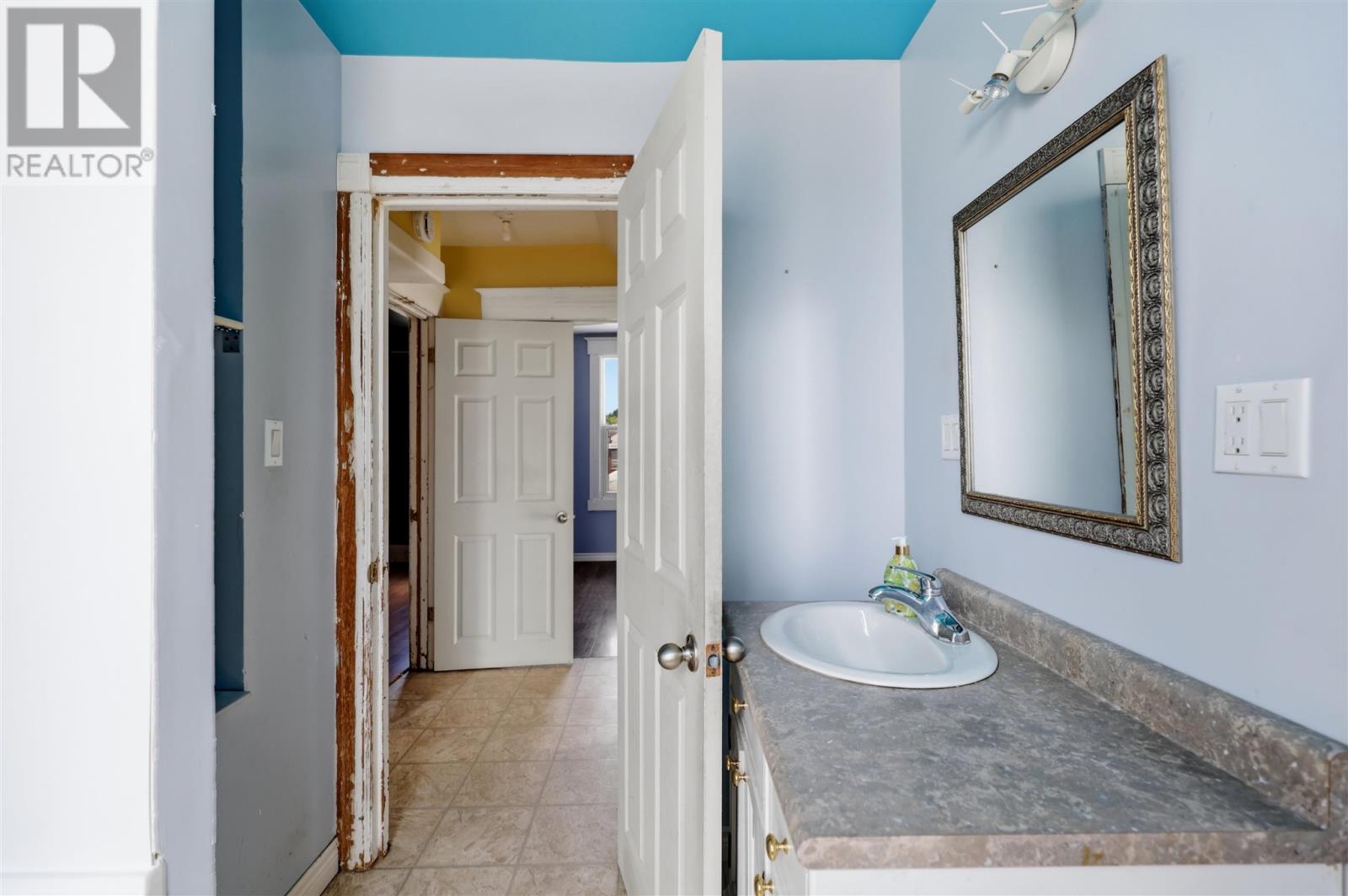 233 Gloucester ST - 31
