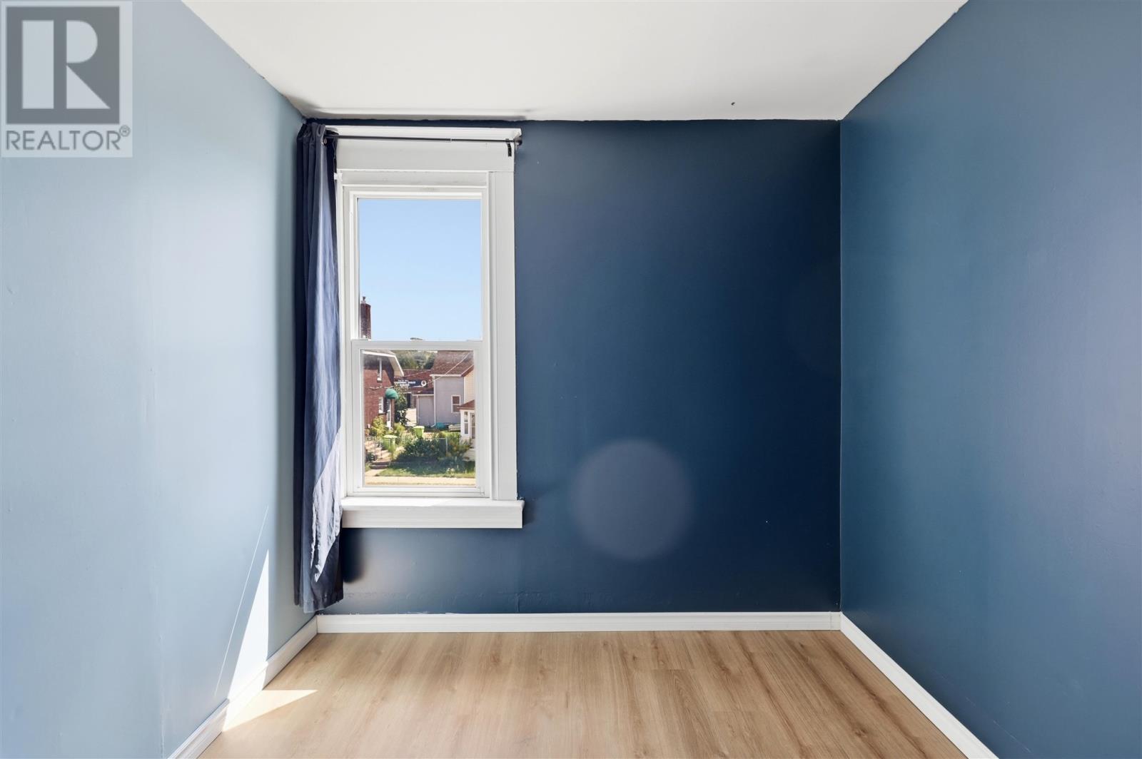 233 Gloucester ST - Image 23