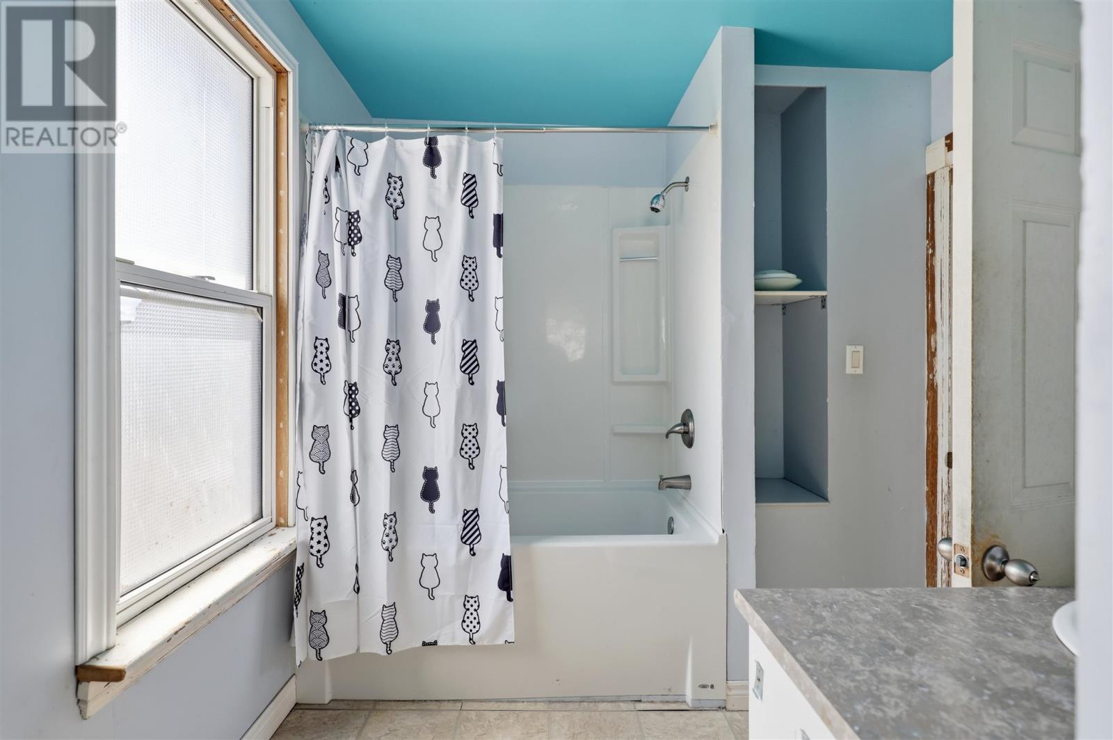 233 Gloucester ST - 30