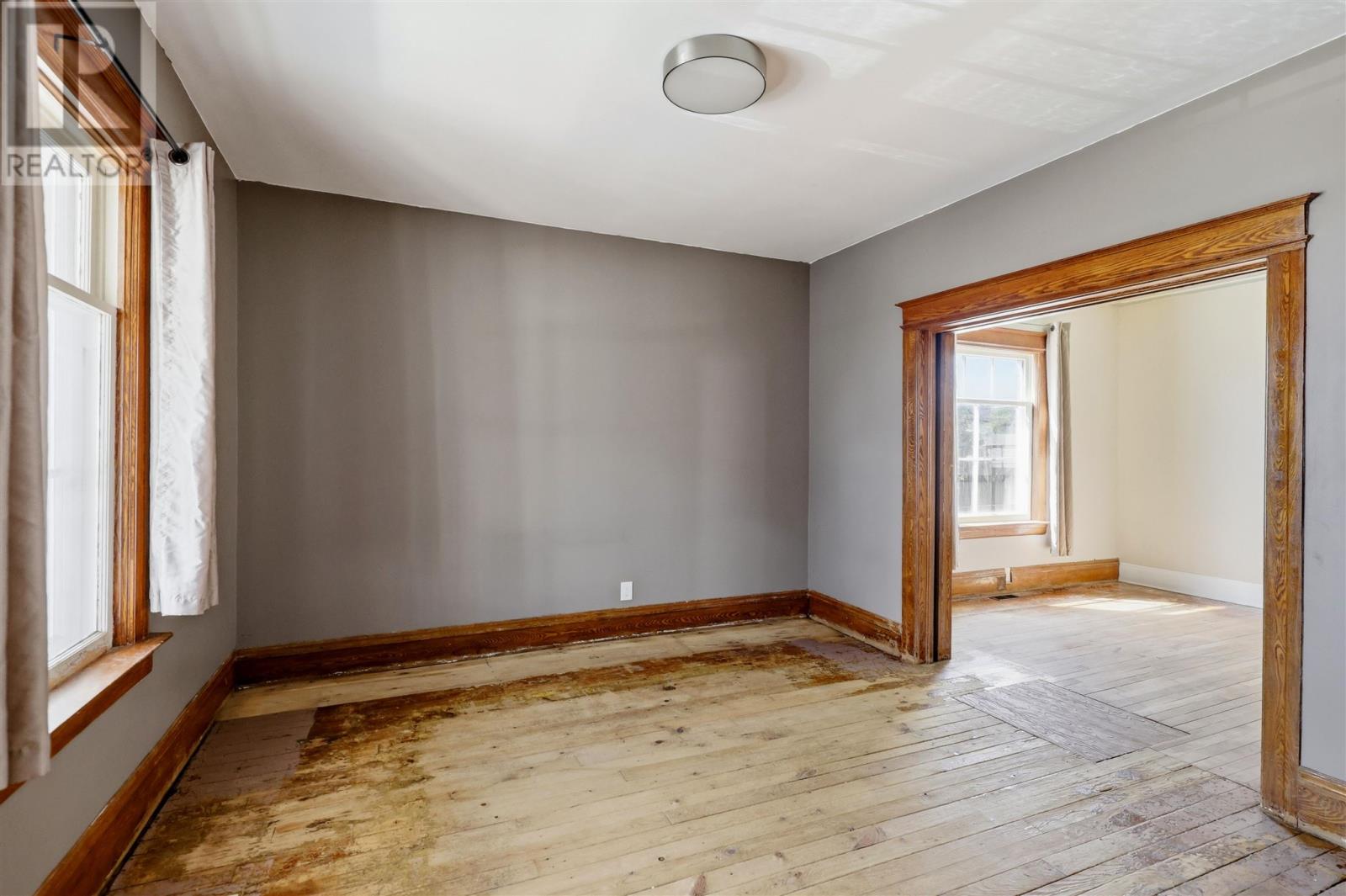 233 Gloucester ST - 8