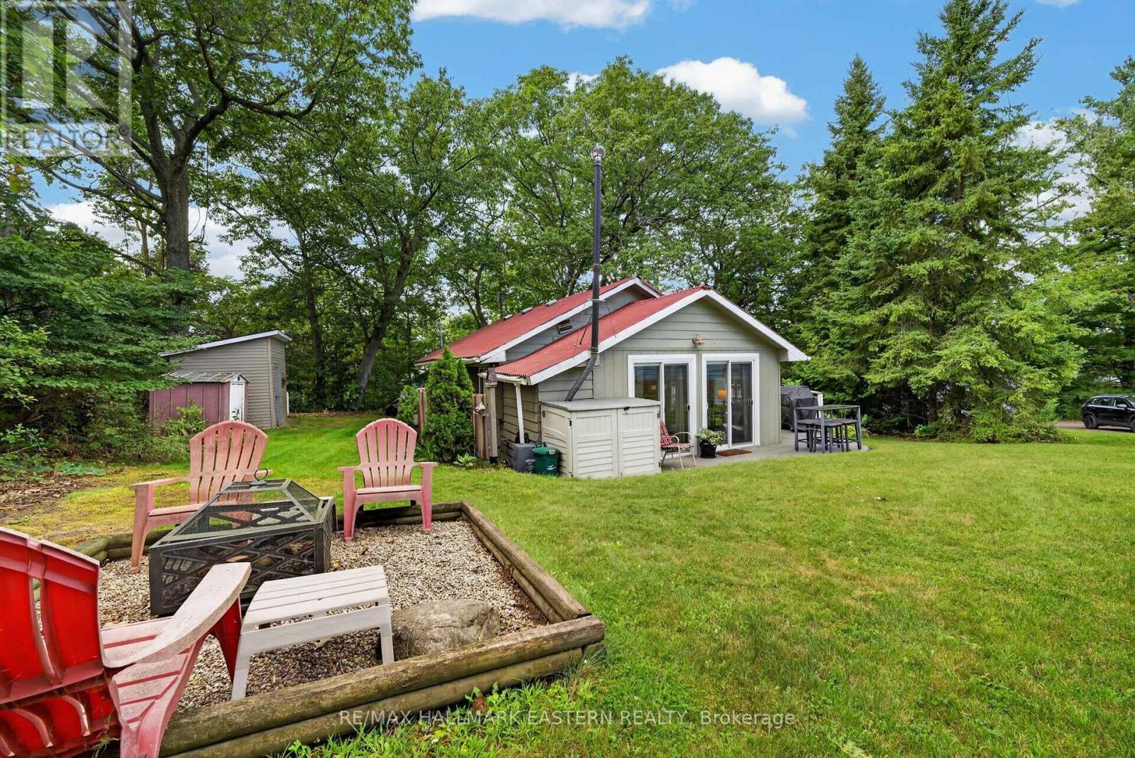 #9 422 ISLAND VIEW ROAD - Image 28