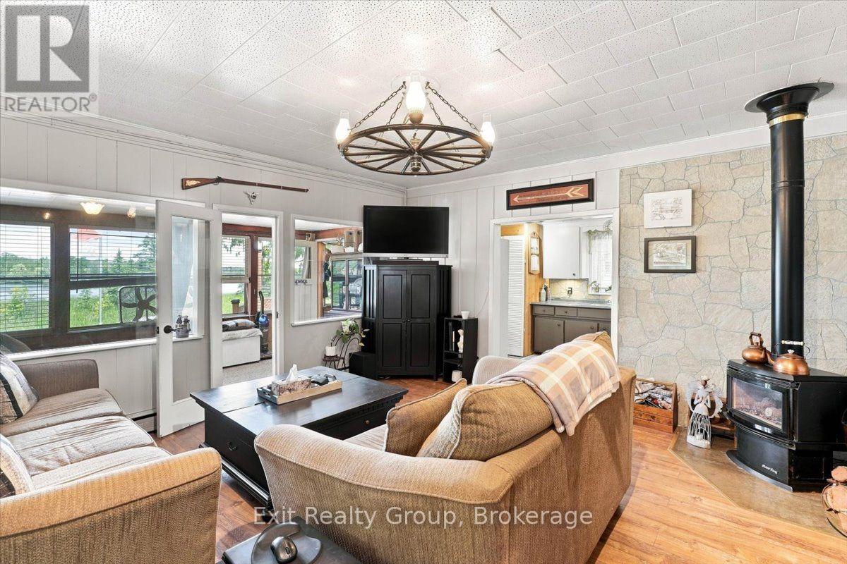 82 CANAL ROAD - Image 10