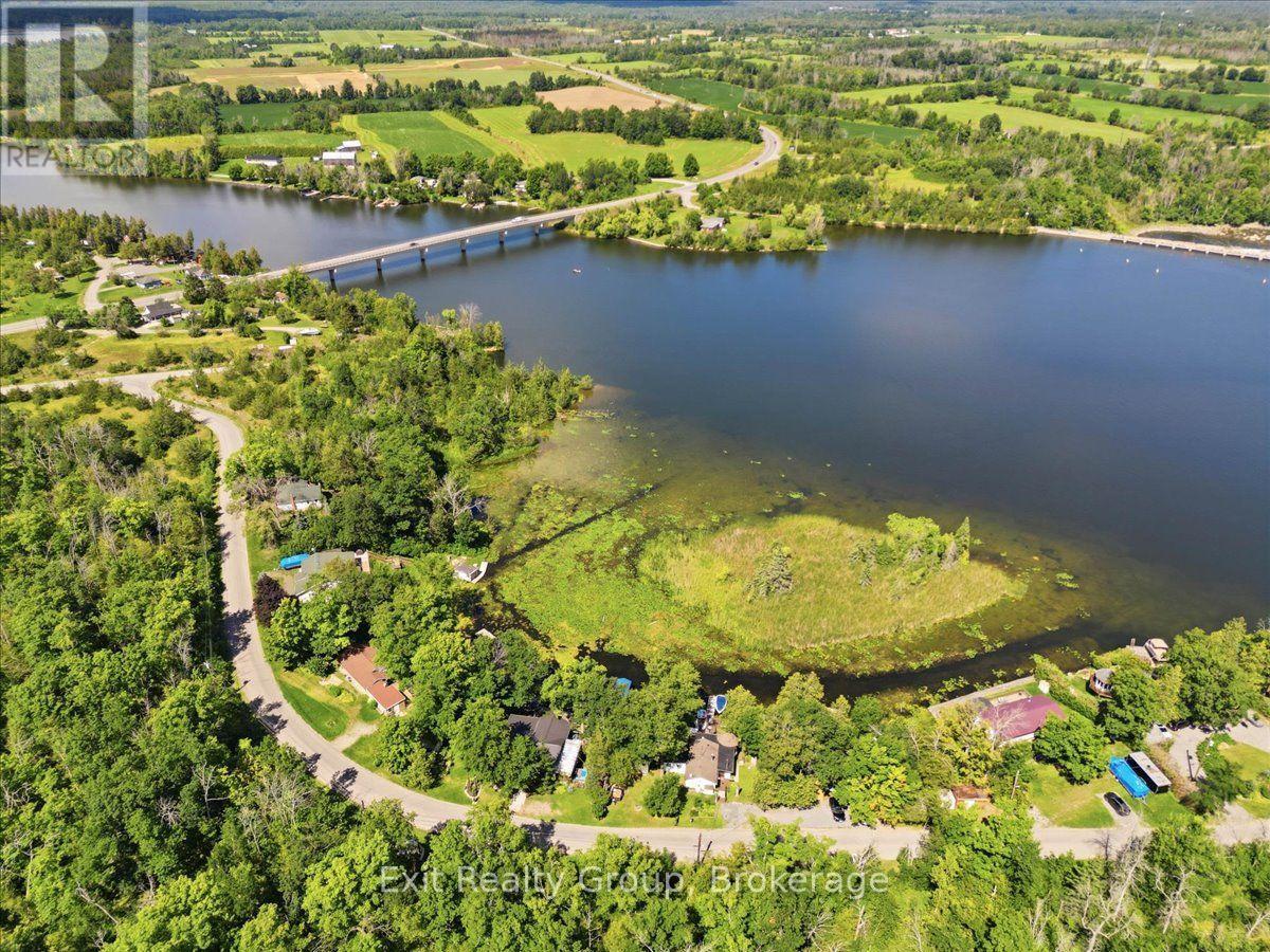 82 CANAL ROAD - Image 33