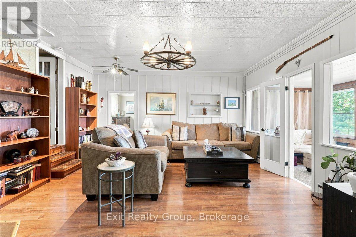 82 CANAL ROAD - Image 6