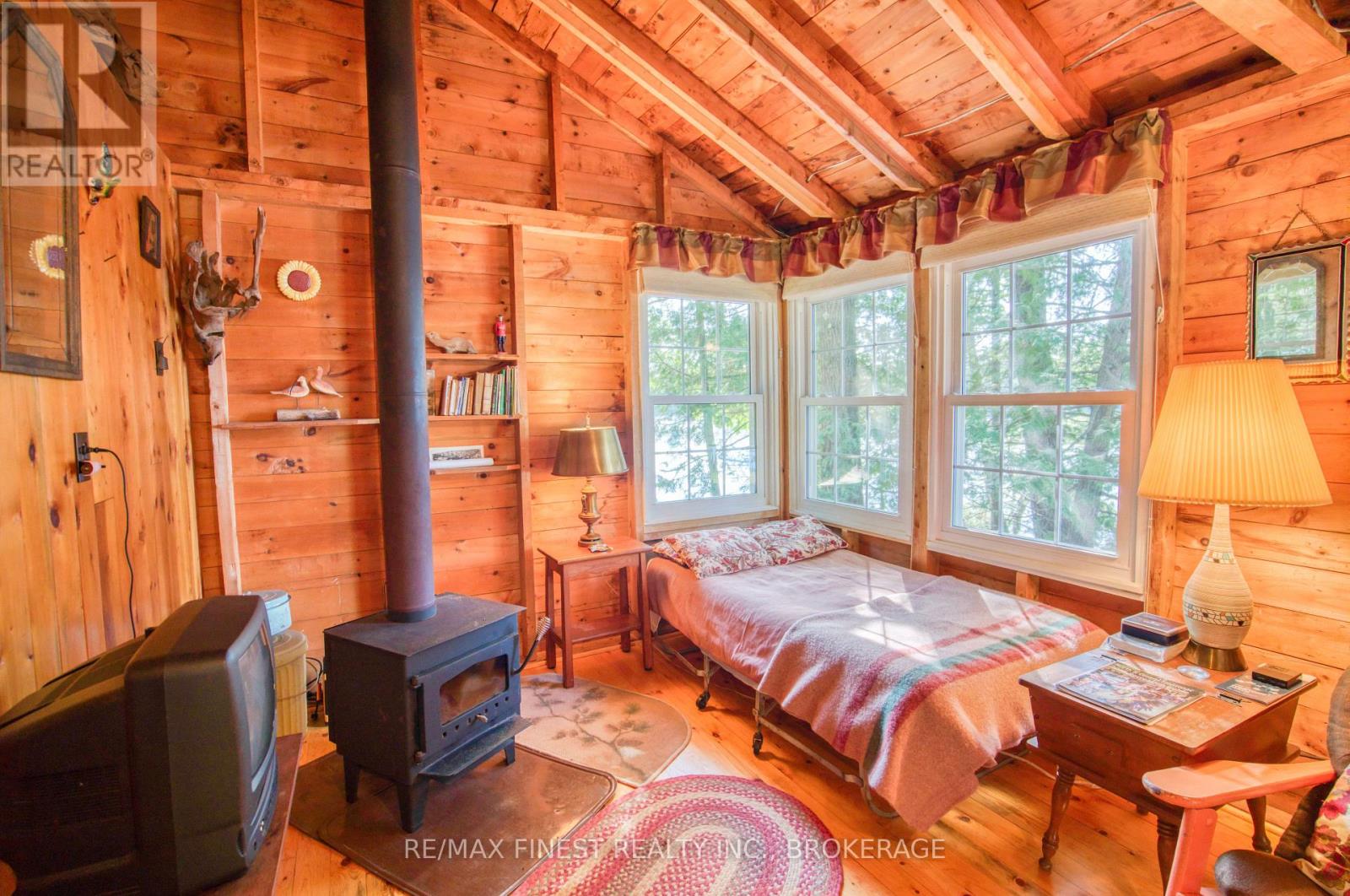 1041A GLASS LANE - Image 14