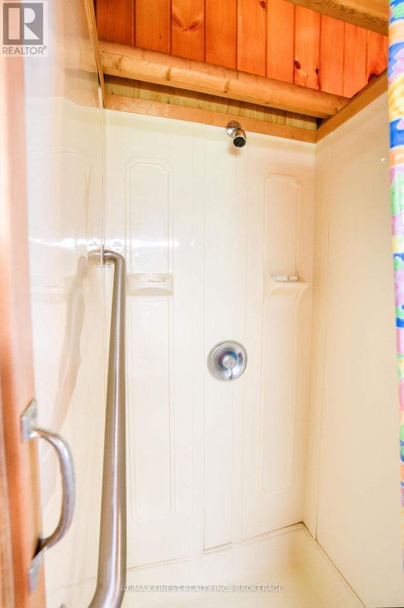 1041A GLASS LANE - 23