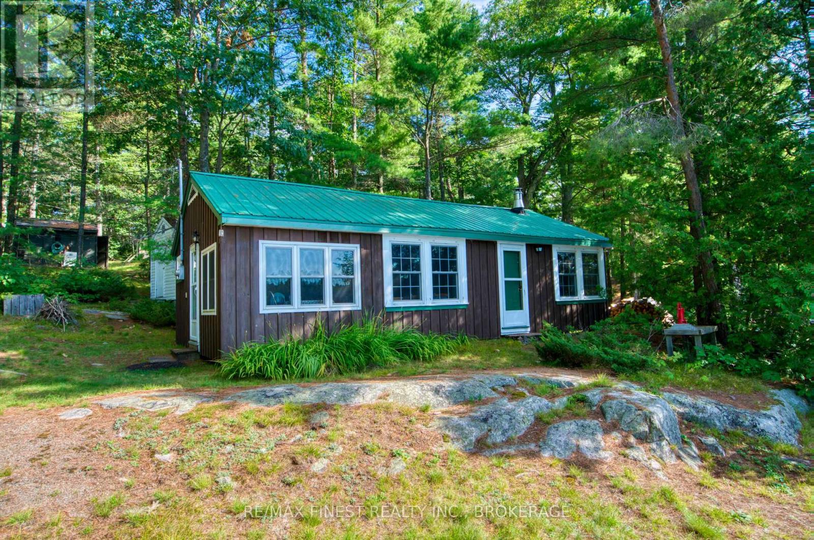 1041A GLASS LANE - 3