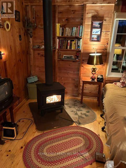 1041A GLASS LANE - Image 36