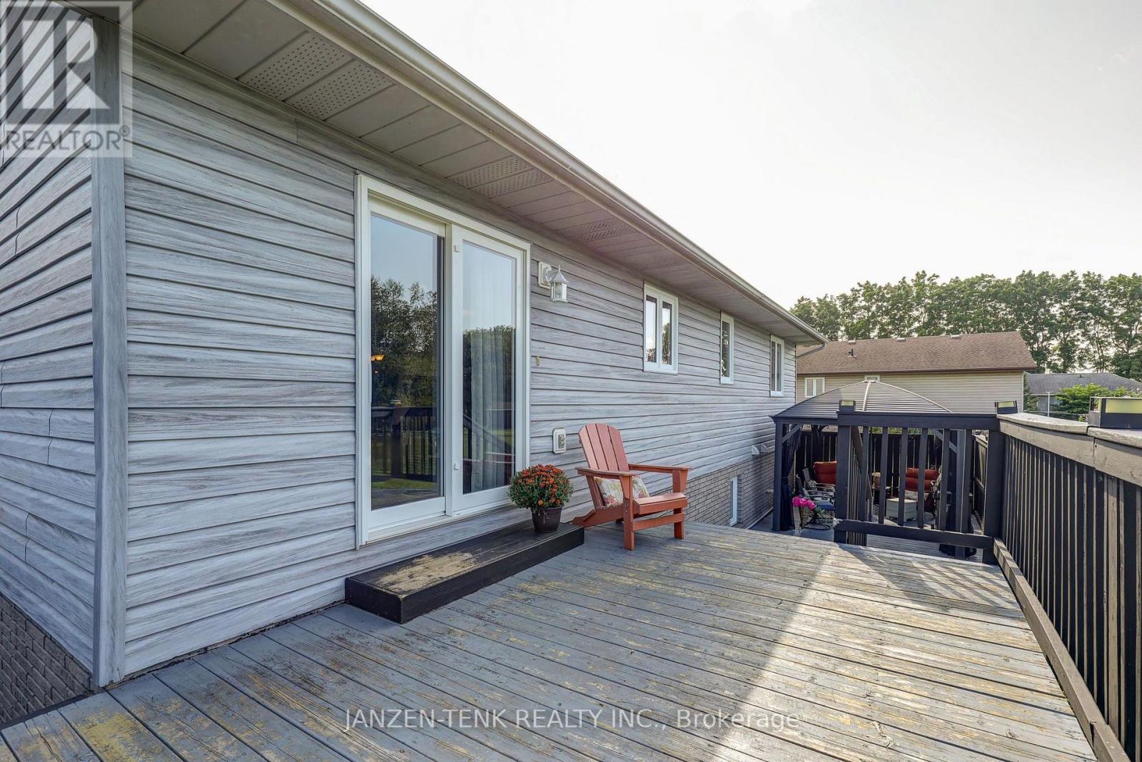 49988 CATHERINA STREET - 40