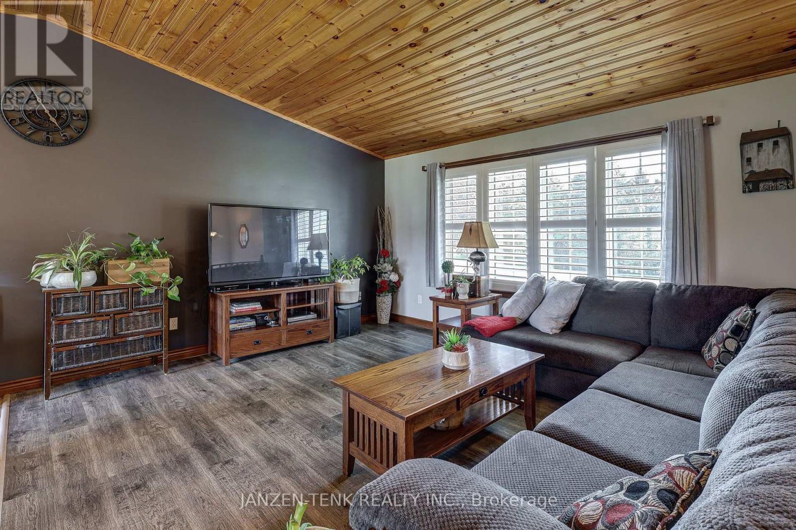 49988 CATHERINA STREET - 8
