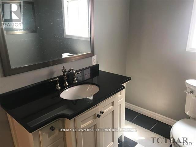110 CROATIA AVENUE - Image 8