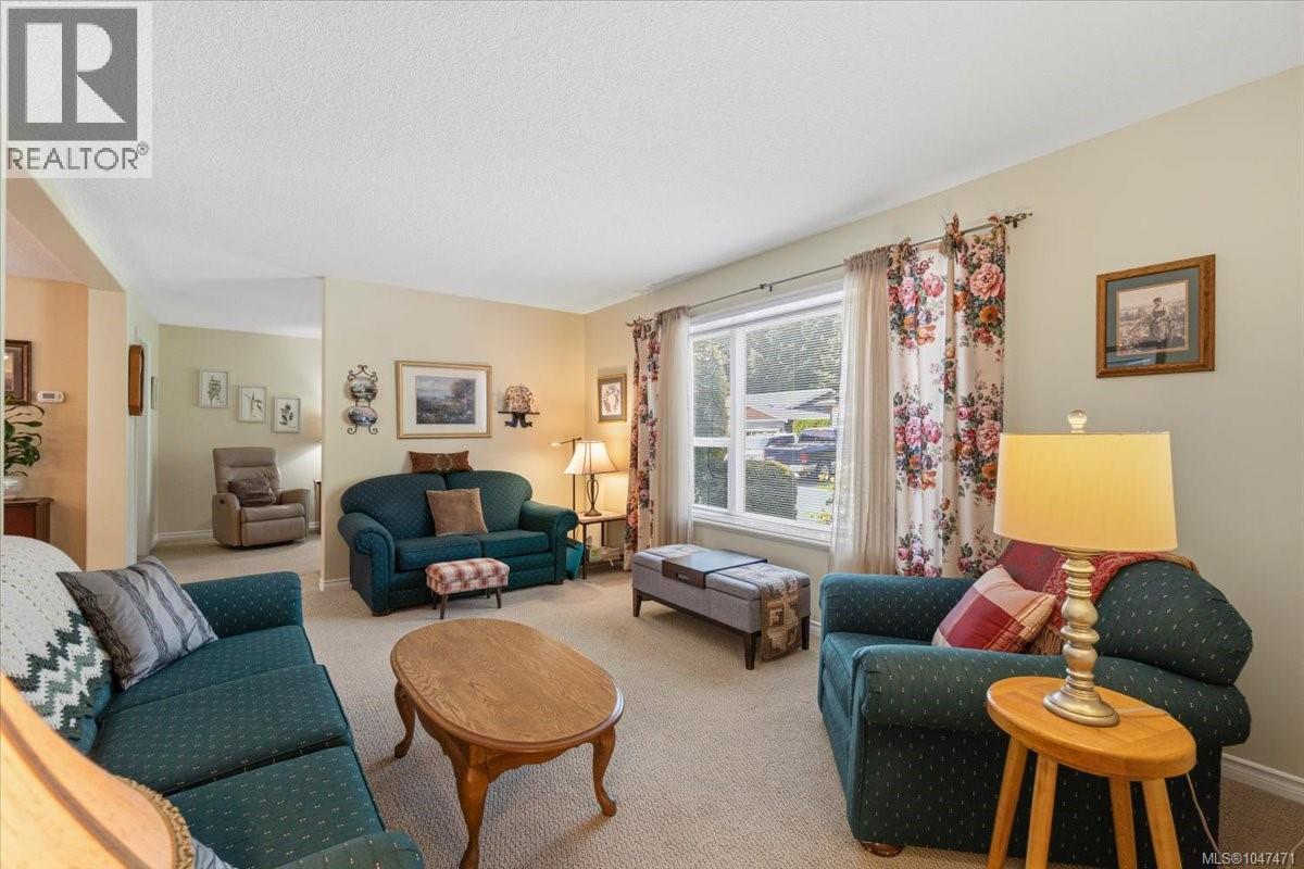 4065 Magnolia Dr, Nanaimo