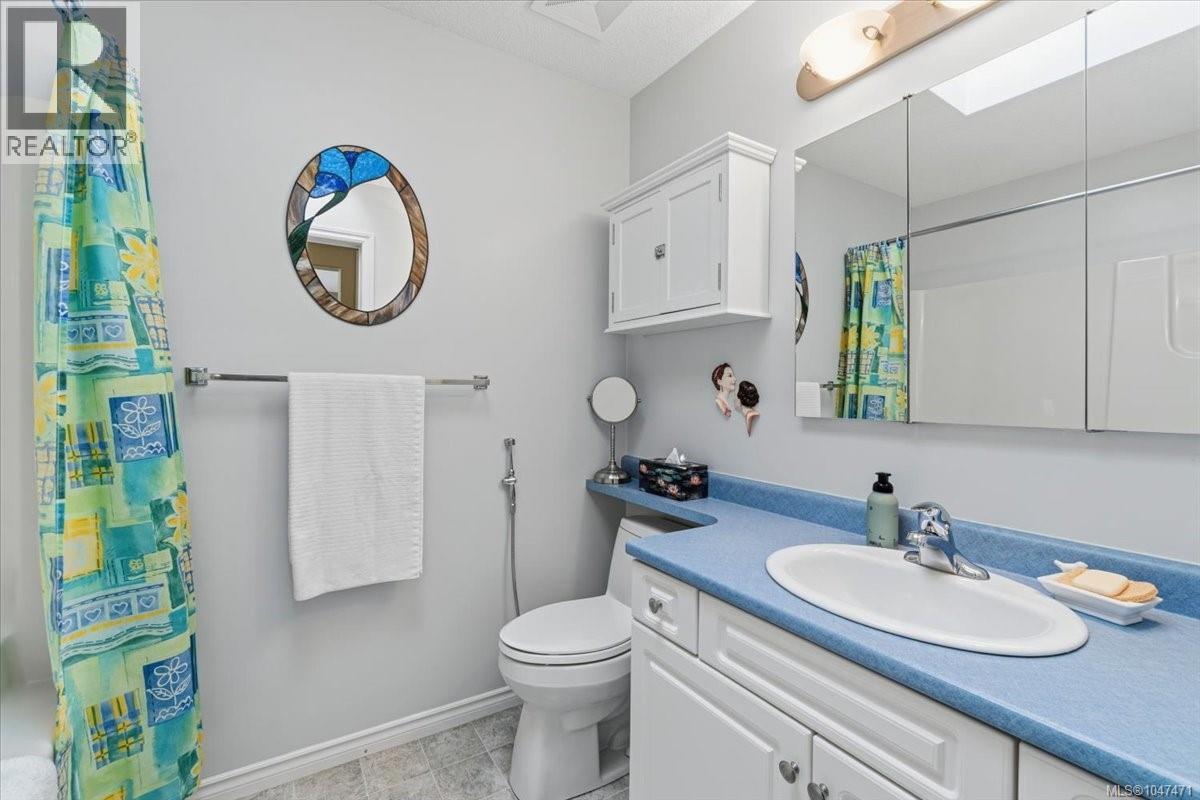 4065 Magnolia Dr, Nanaimo