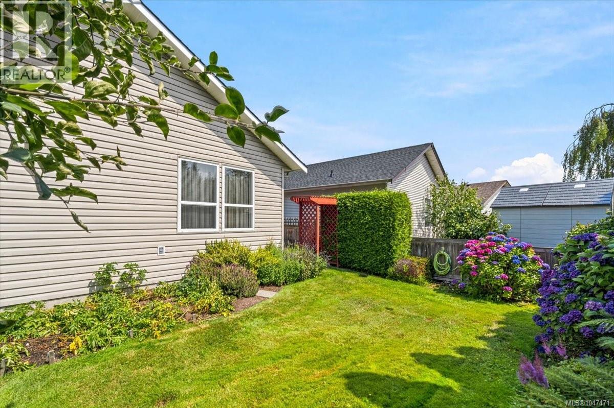4065 Magnolia Dr, Nanaimo