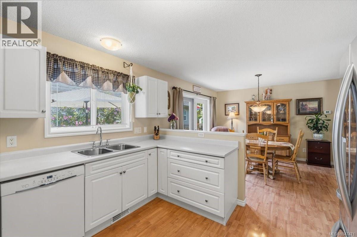 4065 Magnolia Dr, Nanaimo