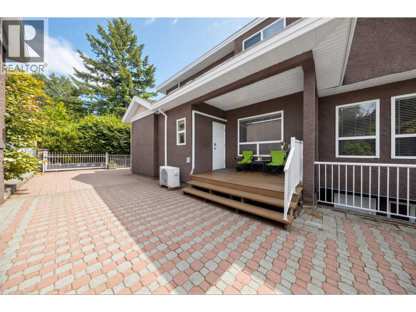 6087 MCKEE STREET, Burnaby