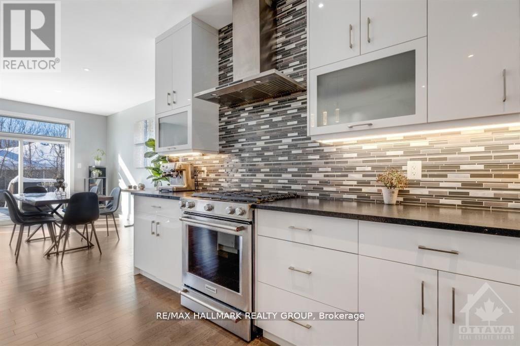 250 RICHARDSON AVENUE - Image 7