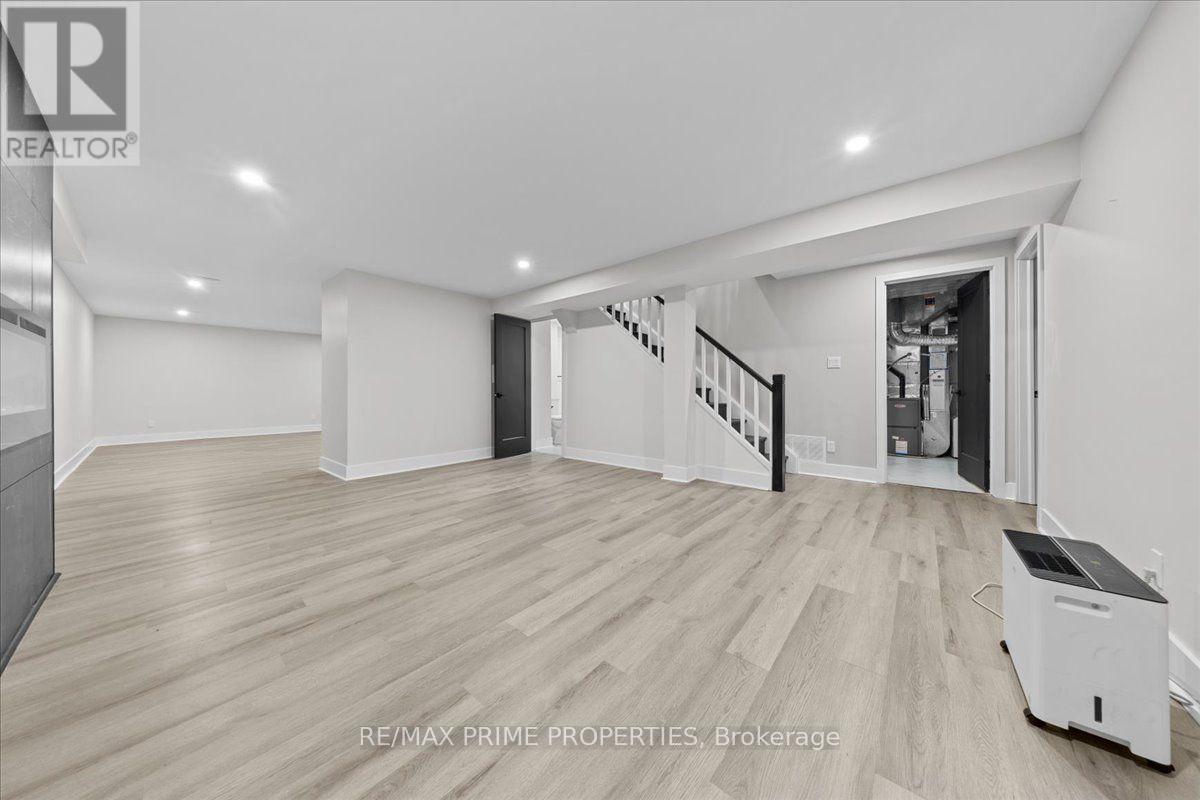 6636 MARINA DRIVE - Image 28