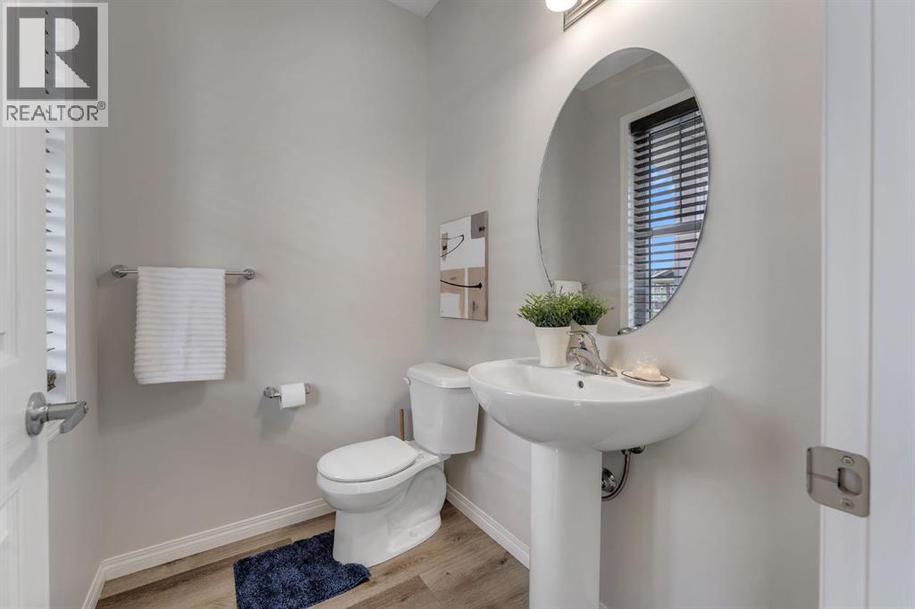 121 Osborne Common SW - 17