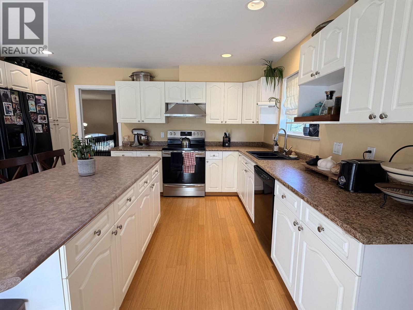 1765 LOMBARDIE DRIVE - Image 4