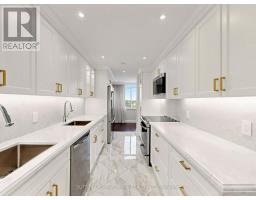 708 - 3000 Bathurst Street, Toronto, ON M6B3B4 Photo 19