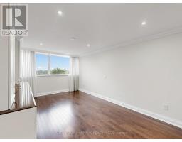 708 - 3000 Bathurst Street, Toronto, ON M6B3B4 Photo 28