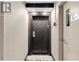Primary Bedroom - 708 - 3000 Bathurst Street, Toronto, ON M6B3B4 Photo 7