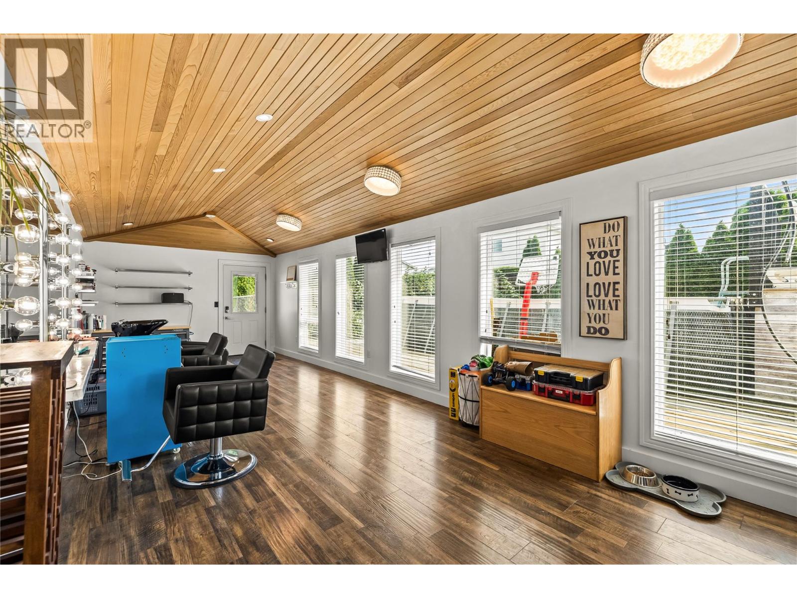 263 Dalgleish Court, Kelowna