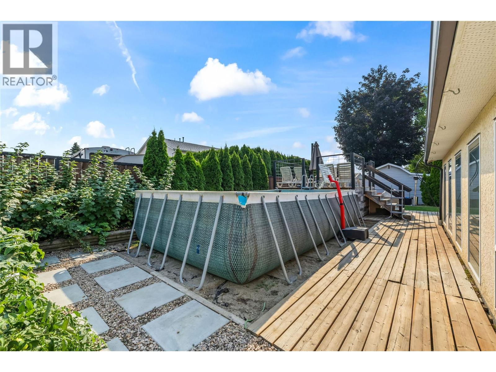 263 Dalgleish Court - 40