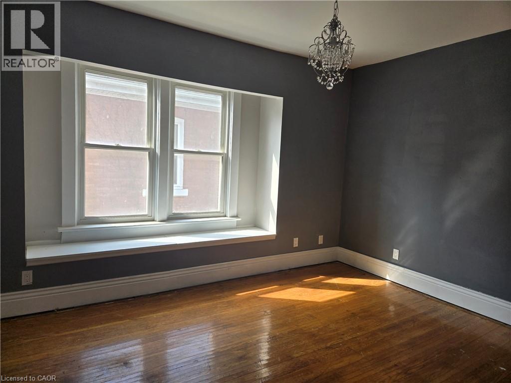 40 LYNNWOOD Avenue - Image 17