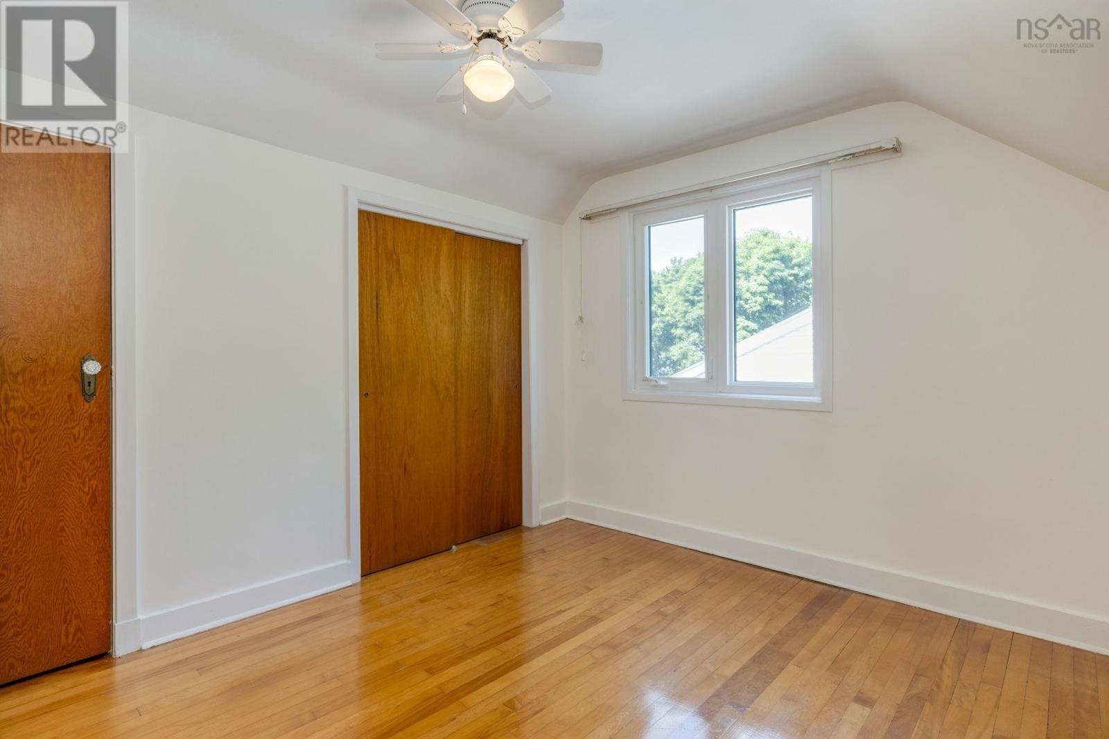 Property 20 of 35 of 3824 Basinview Drive