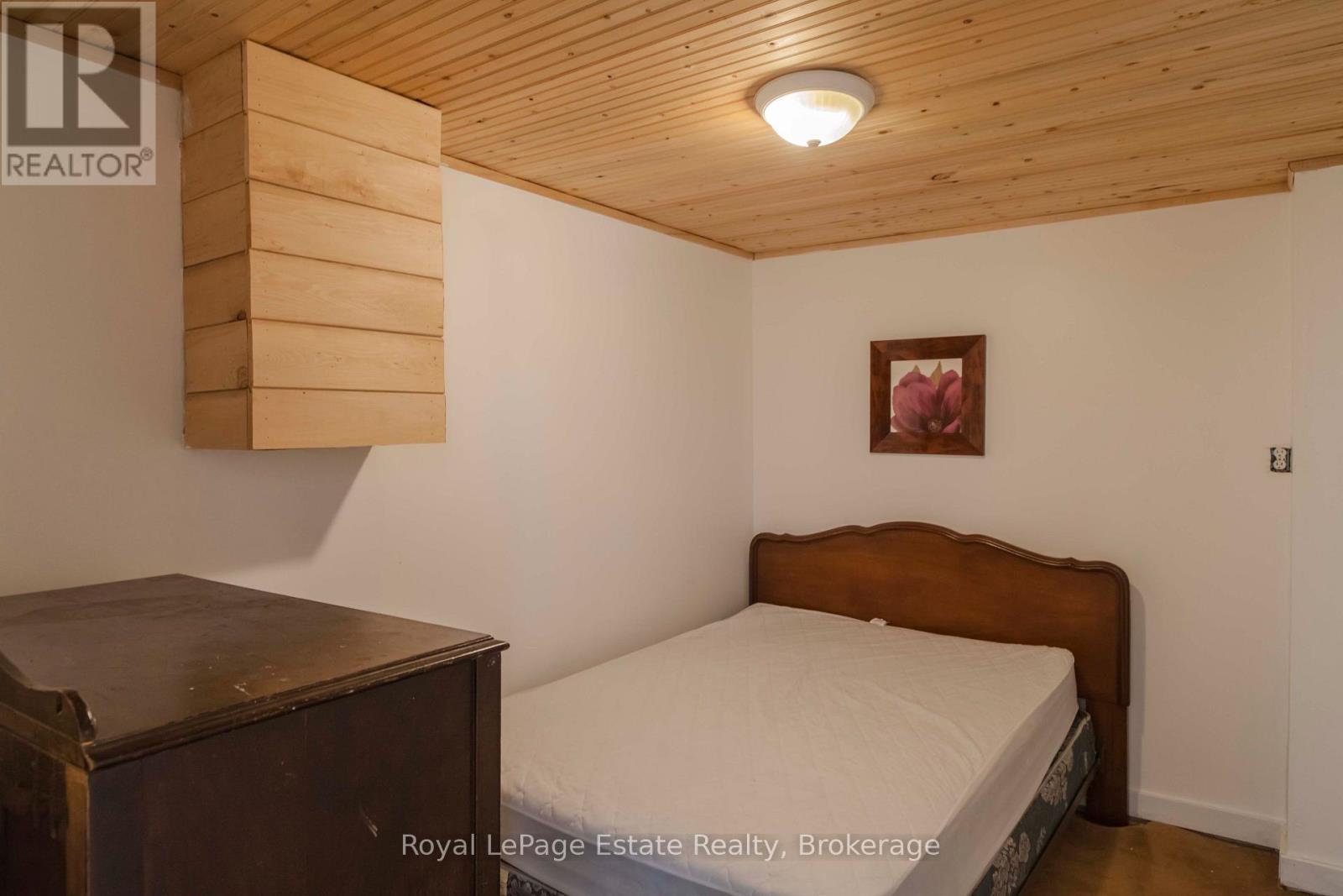 1227 2ND AVENUE S - 19