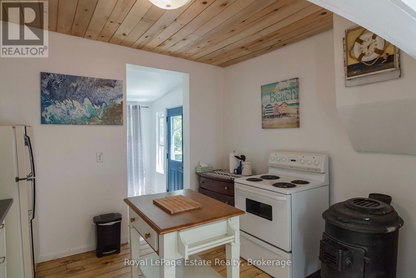 1227 2ND AVENUE S - 25