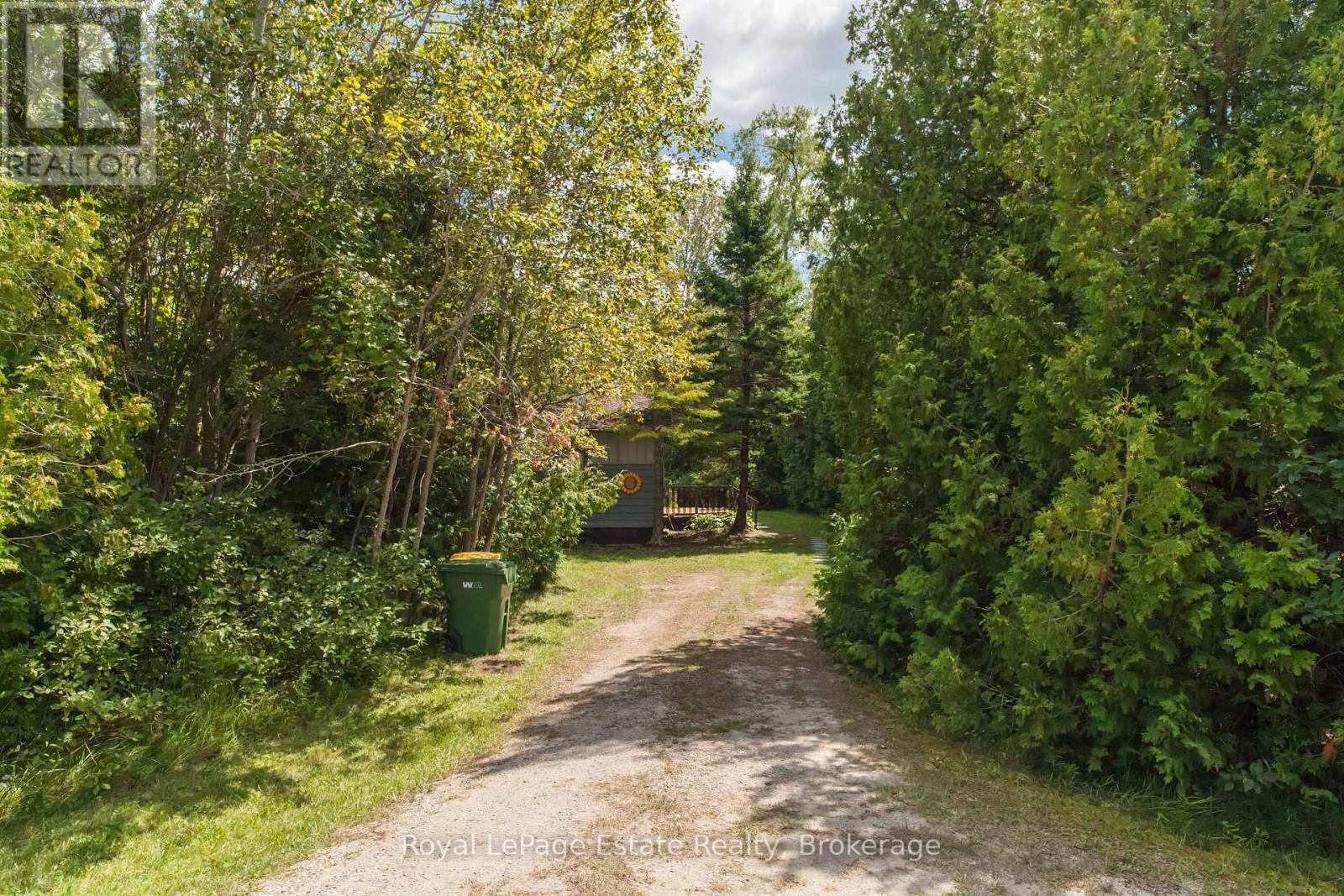 1227 2ND AVENUE S - 43