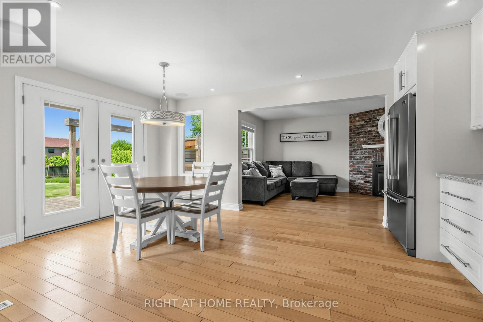 2114 HUGHES DRIVE - Image 14