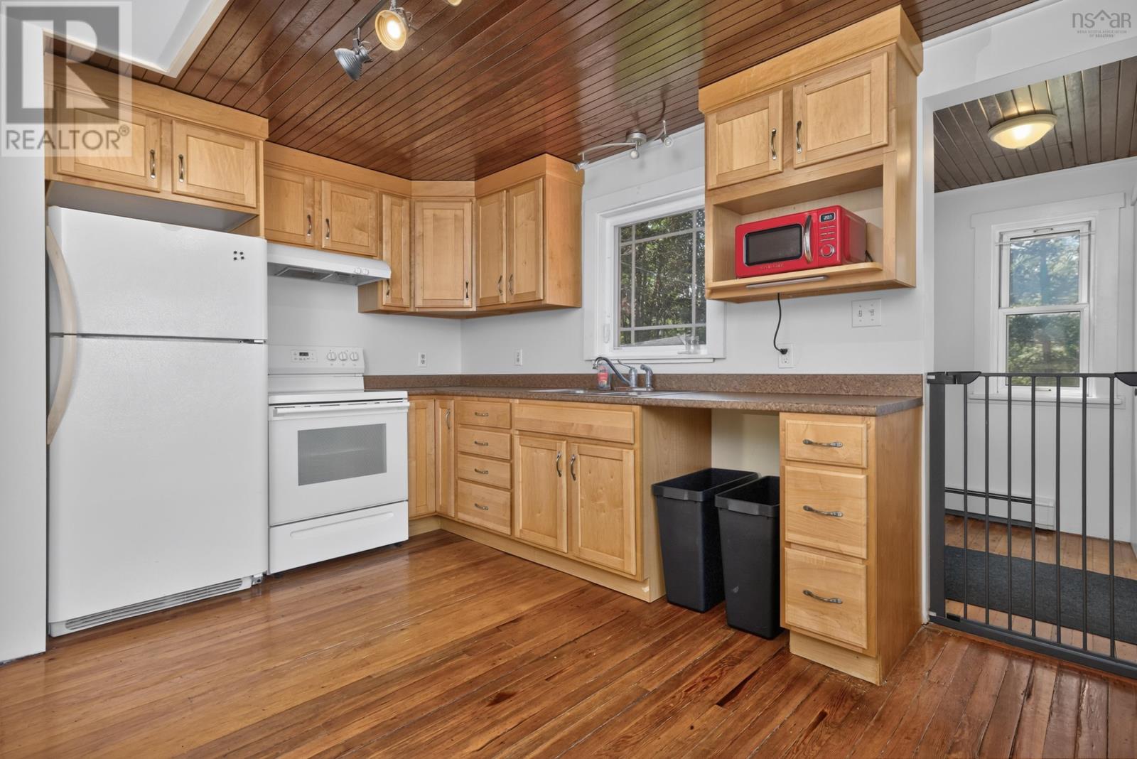 3 Station Road - 8