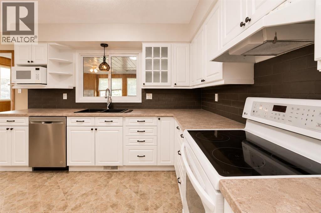 8604 99A Street - Image 6