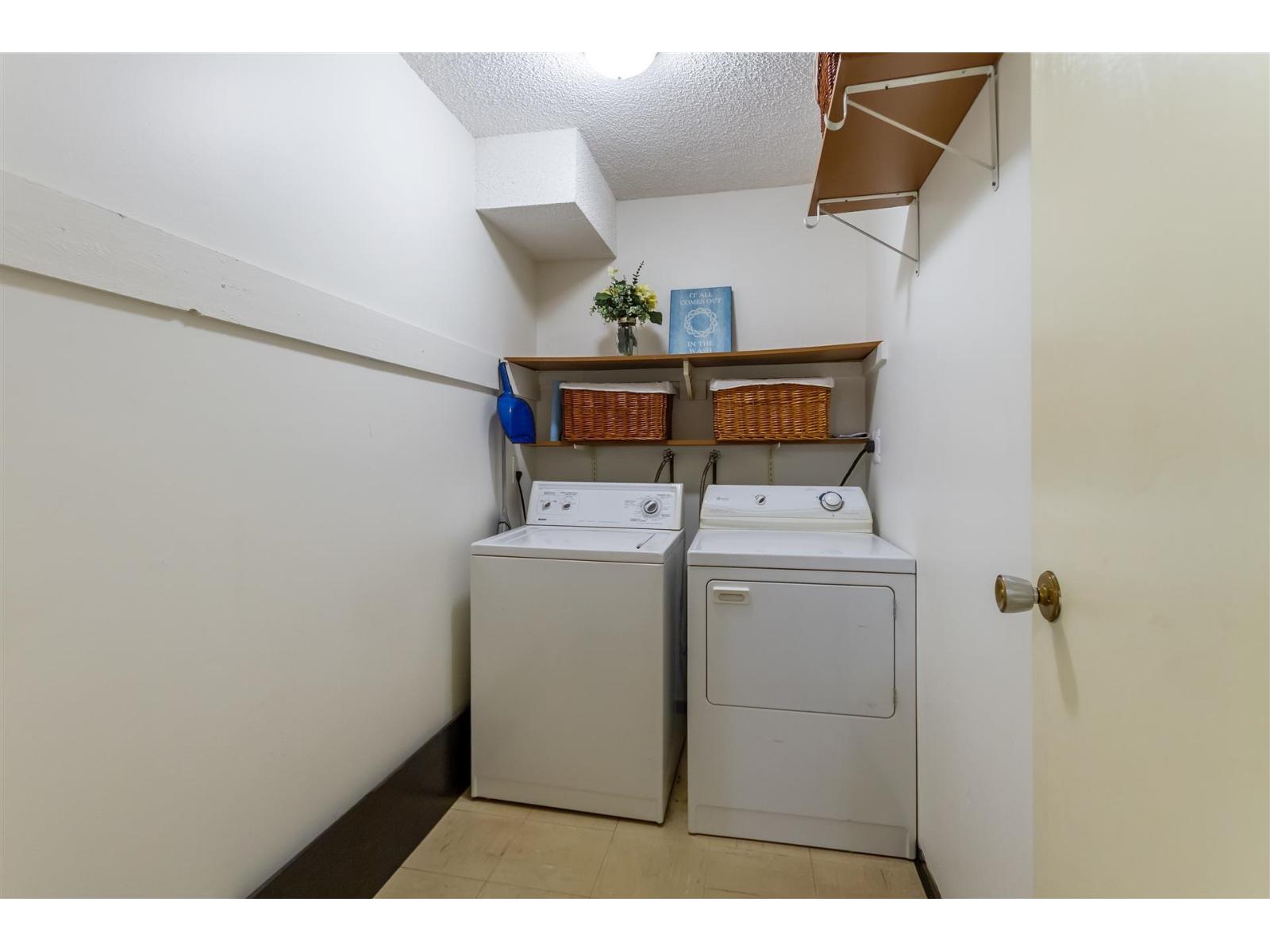 108 1561 VIDAL STREET, White Rock