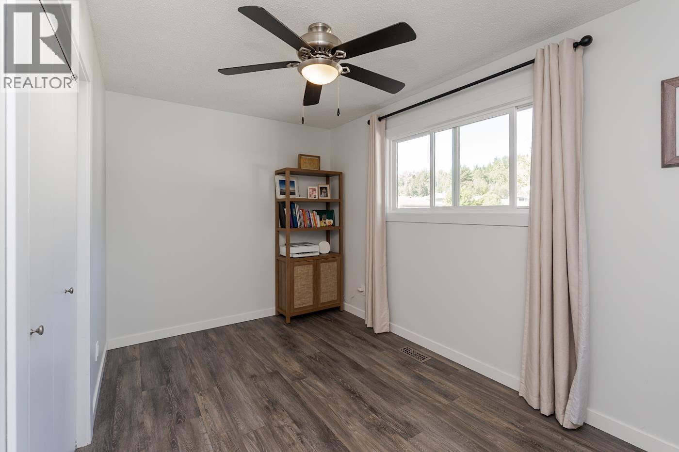 5807 OXFORD DRIVE - 17