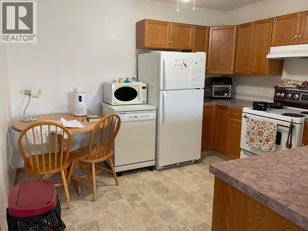 #207 855 Columbia Boulevard W - 8