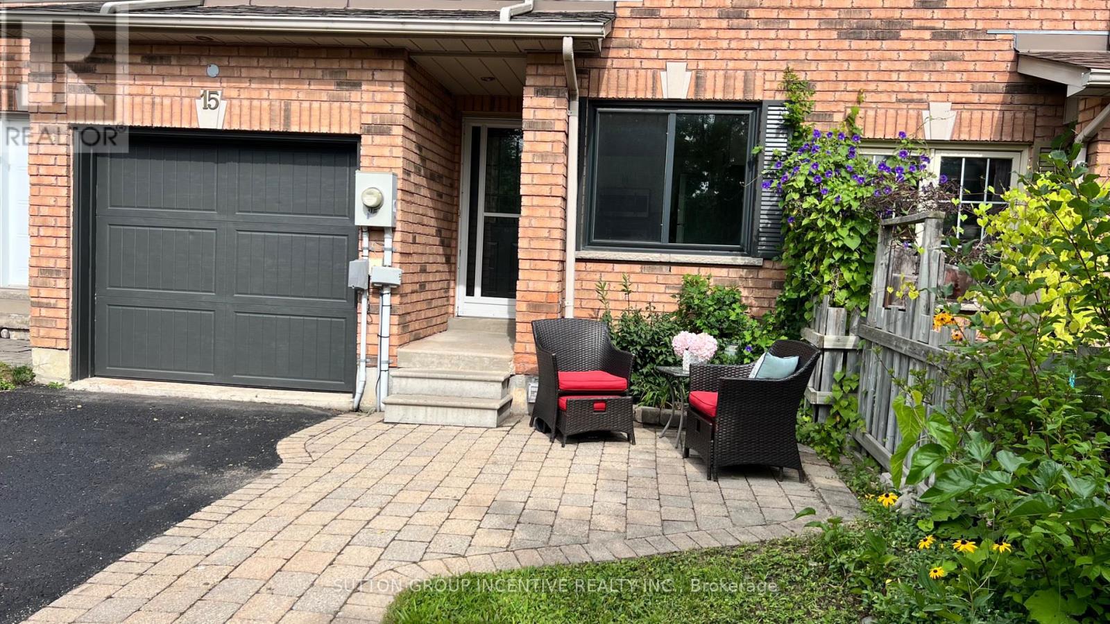 15 BRUCE CRESCENT - Image 4