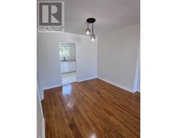 85 Cumberland Crescent thumbnail 4