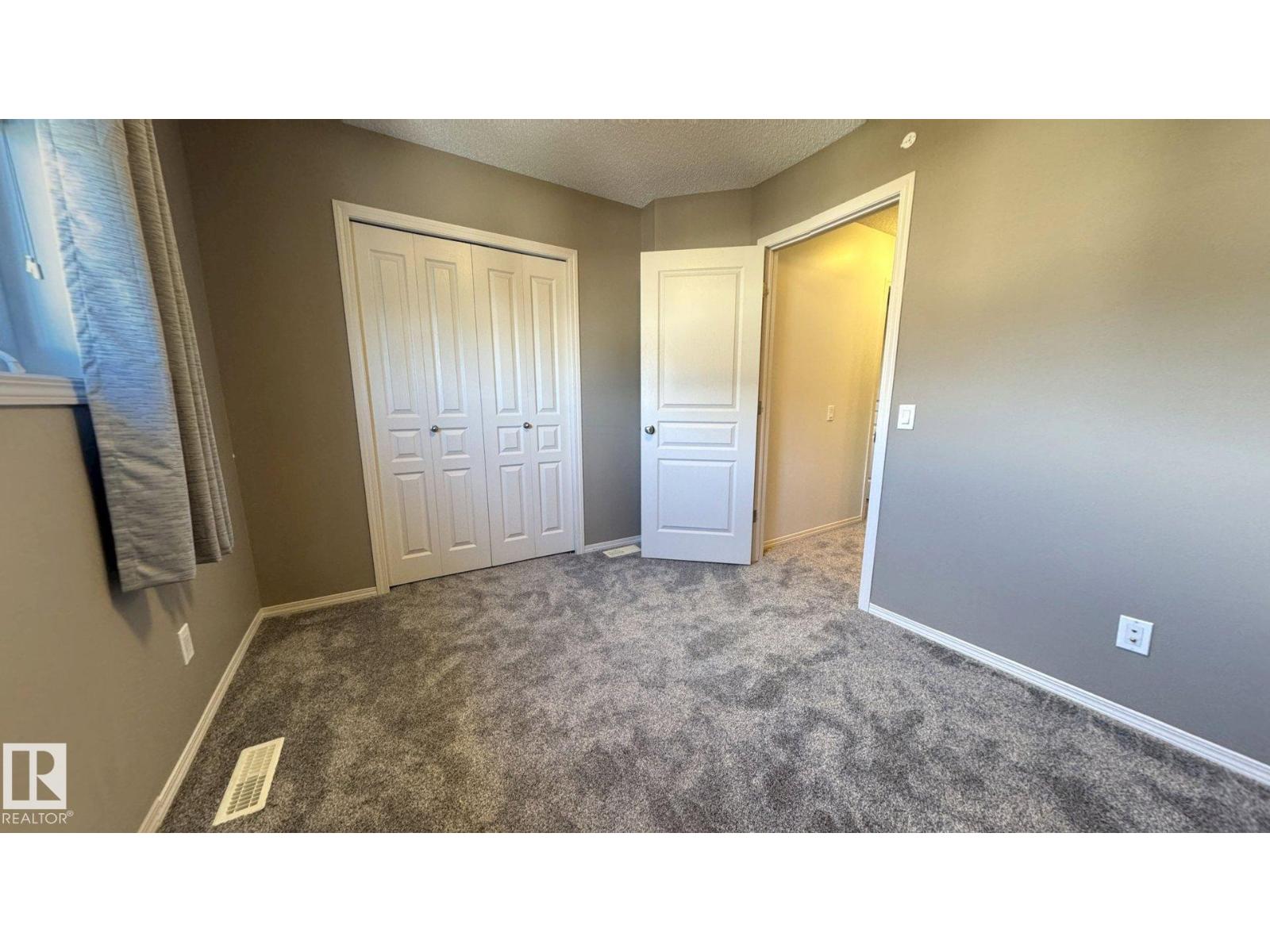 20 Aralia CV - Image 16