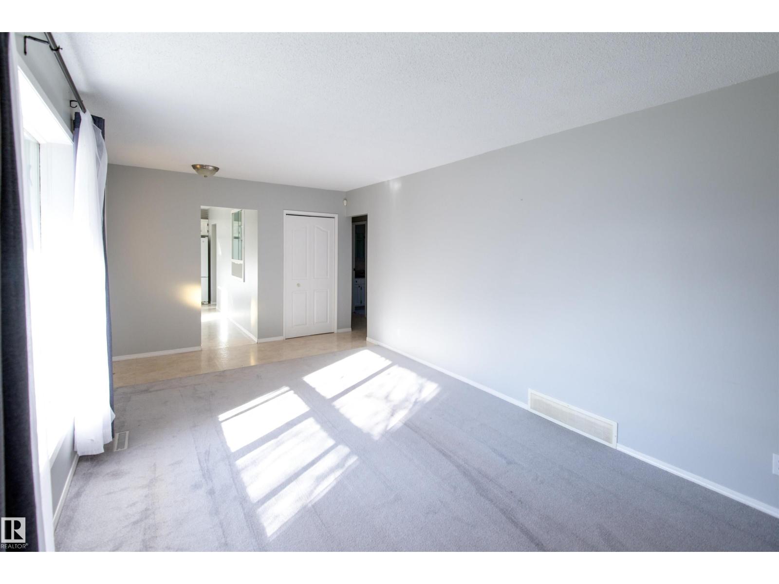 4411 49 AV - Image 13