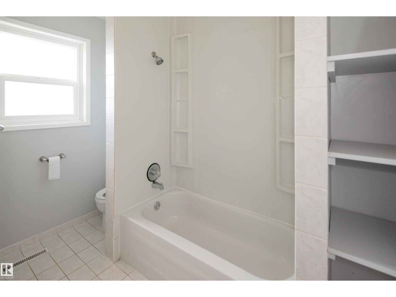 4411 49 AV - Image 16