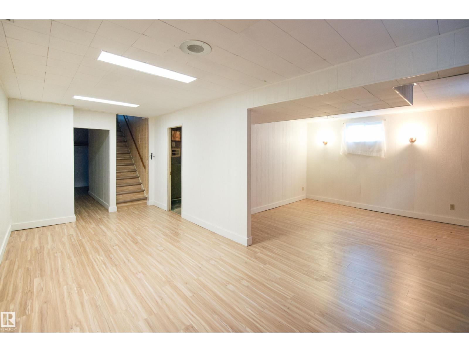 4411 49 AV - Image 23