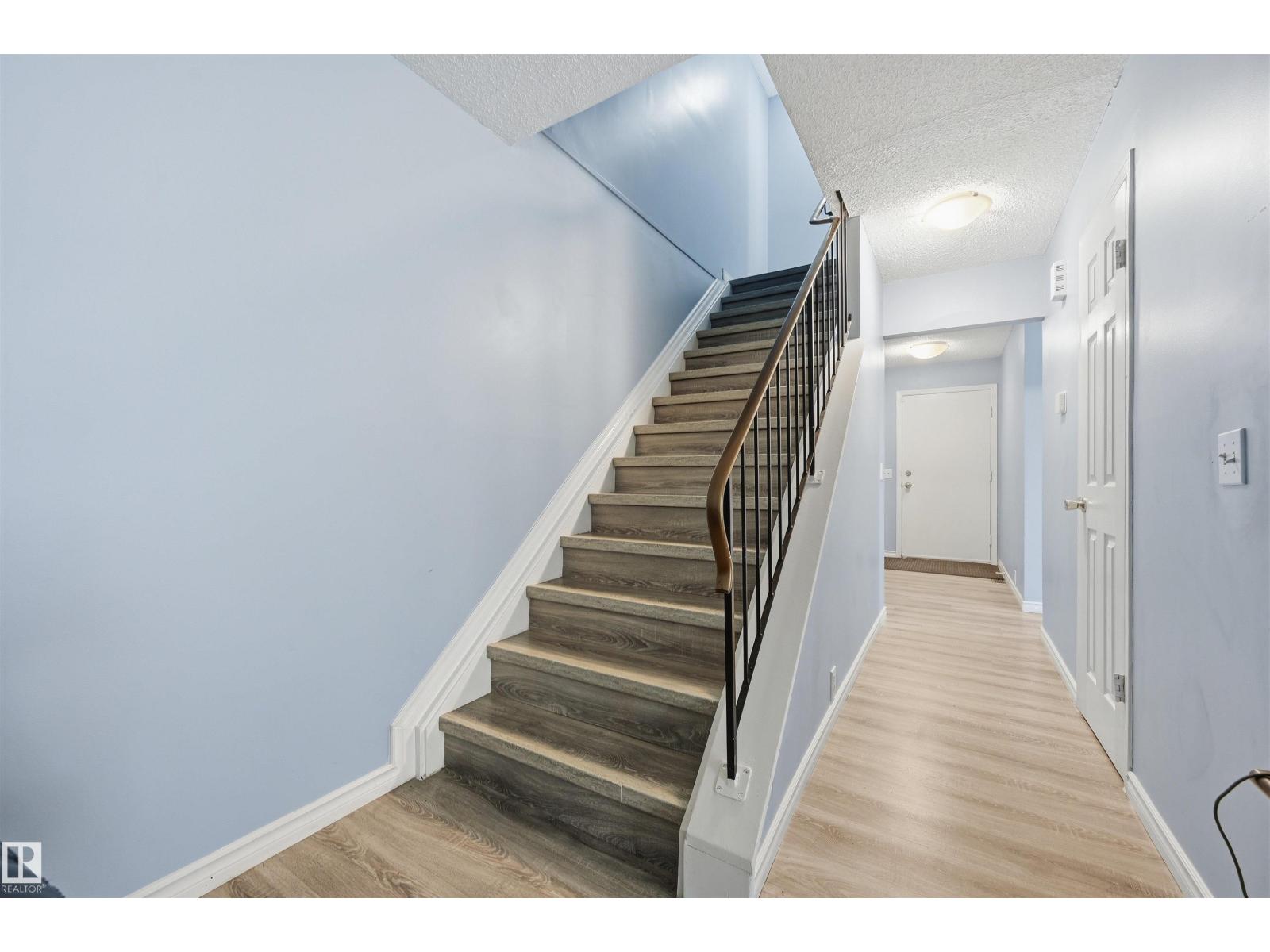 8423 MILL WOODS RD NW - 13
