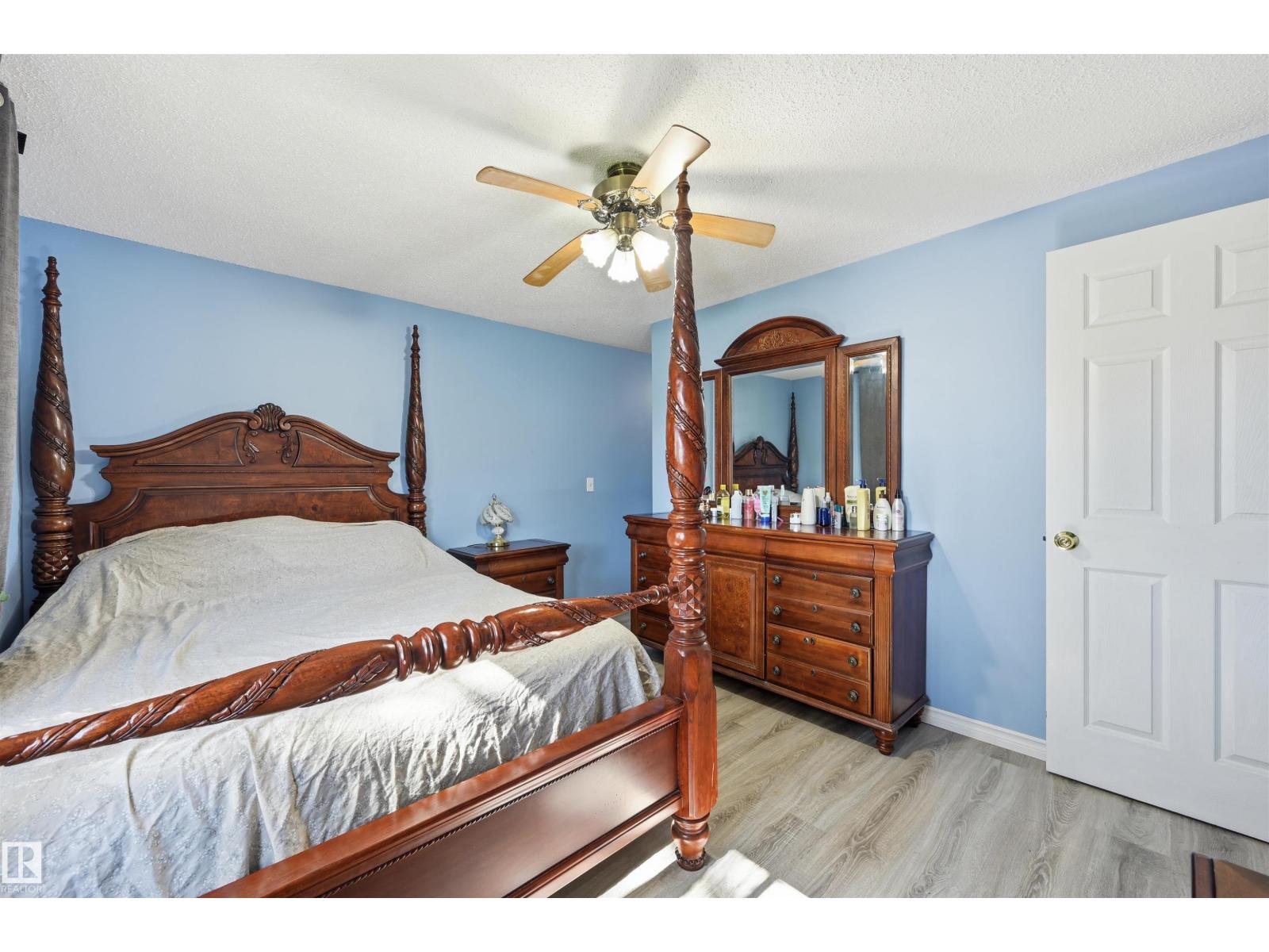 8423 MILL WOODS RD NW - Image 16