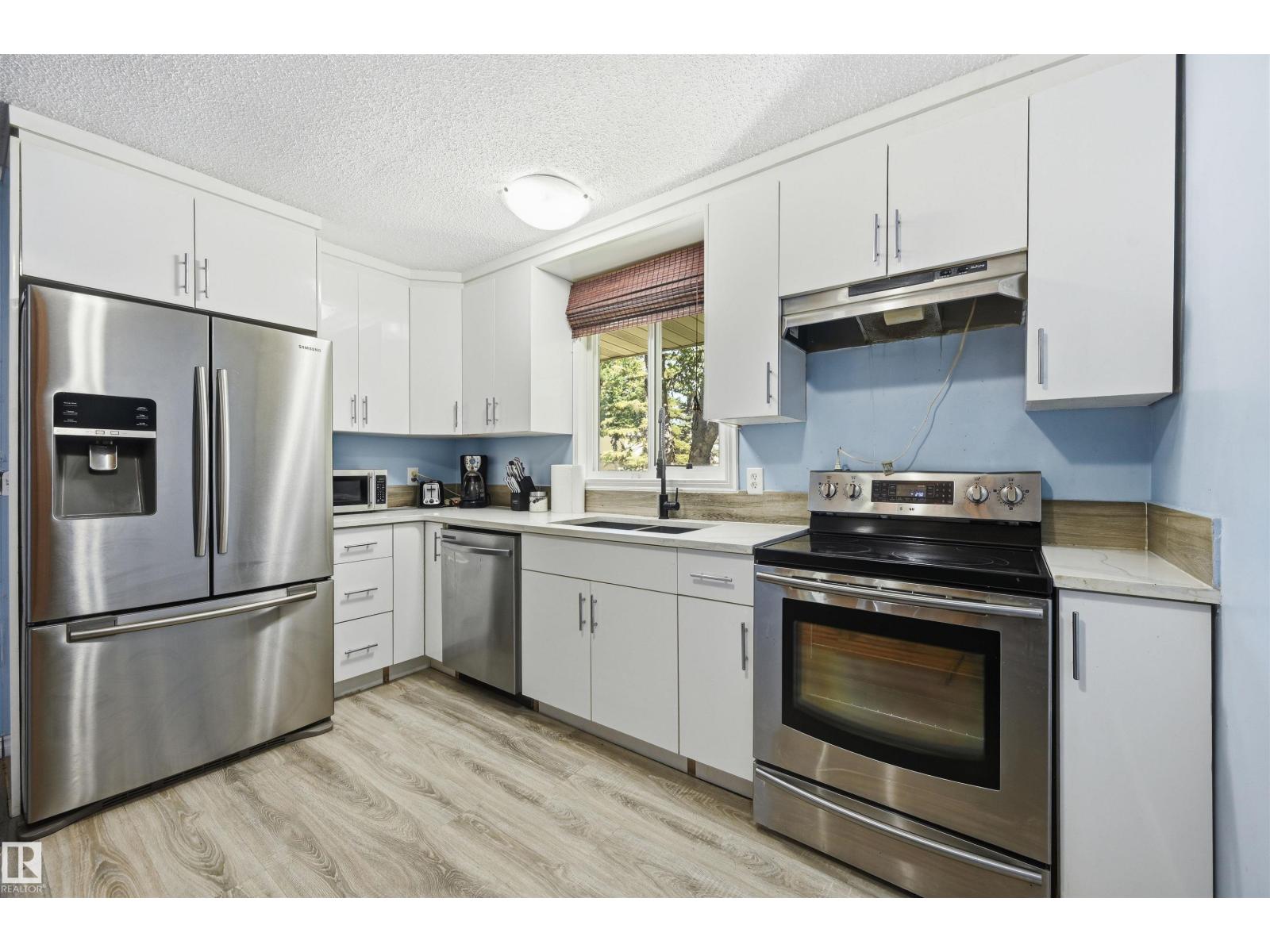 8423 MILL WOODS RD NW - Image 4