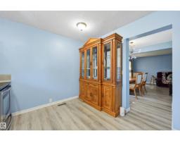 8423 Mill Woods Rd Nw, Edmonton, AB T6K2P6 Photo 7